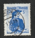 Stamps Austria -  751 C - Traje típico del Tyrol oriental