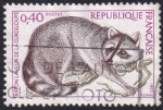 Stamps : Europe : France :  Procyon lotor minor