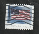 Sellos de America - Estados Unidos -  5183 - Bandera Nacional