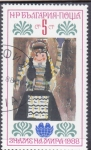 Stamps Bulgaria -  Niña joven con traje folklórico