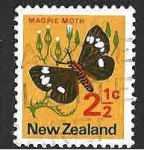 Sellos de Oceania - Nueva Zelanda -  441 - Polilla de la Urraca