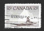 Stamps Canada -  351 - Esquimal y Kayak