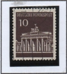 Stamps Germany -  Puerta d' Brandesburg