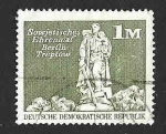Stamps Germany -  2083 - Memorial de Guerra Soviético en Treptow Park (DDR)