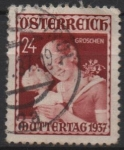 Stamps Austria -  Madre y niño