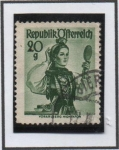 Stamps Austria -  Indumentaria d' Mujer: burgenland