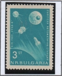 Sellos de Europa - Bulgaria -  Espacio: Satélites y Luna