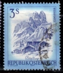 Stamps : Europe : Austria :  Mitra de obispo en el macizo de Dachstein, Salzburgo.