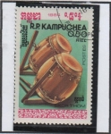 Stamps Cambodia -  Instrumentos Musicales: Skor thom