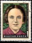 Stamps : Europe : Hungary :  75. Aniversario del nacimiento de Flóra Martos luchadora del movimiento obrero.