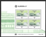Sellos de Europa - Portugal -  HB 119a - Arquitectura Moderna (MADEIRA)