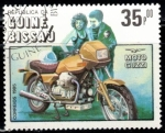Sellos del Mundo : Africa : Guinea_Bissau : Centenario de la motocicleta(Moto Guzzi).