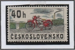 Sellos de Europa - Checoslovaquia -  Motocicletas: Jawa 250, 1945
