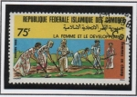 Stamps Comoros -  Papel d' l' mujer en el desarrollo Nacional: Campos d' Trabajo
