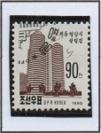 Stamps North Korea -  Edificios: Urba Apt. Torres