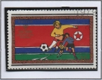 Stamps North Korea -  Año internacional d' niño: niños jugando al futbol