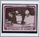 Sellos de Africa - Guinea -  Visita d' Pres. Valery Giscard : Firma d' Acuerdo