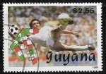 Stamps Guyana -  Copa del Mundo de Football 1990 - Francia