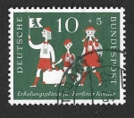 Stamps Germany -  B354 - Niños de Vacaciones