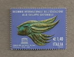 Stamps Italy -  Decenio Internacional de la educación para desarrollo sostenible