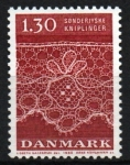 Sellos de Europa - Dinamarca -  serie- Bordados s. XVIII