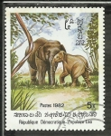 Stamps Laos -  Elefantes