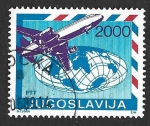 Sellos de Europa - Yugoslavia -  1810A - Avión del Servicio Postal