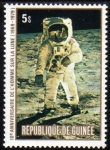 Sellos de Africa - Guinea -  10 Aniversario del hombre sobre la Luna