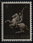 Sellos de Europa - Holanda -  serie- Símbolos germánicos