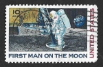 Sellos de America - Estados Unidos -  C76 - El Primer Hombre en la Luna