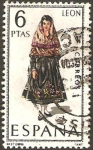Stamps Spain -  1900 - traje típico español deLeón