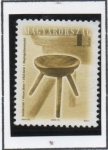 Stamps Hungary -  Muebles Antiguos: Taburete d' tres patas, 1910