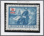 Stamps Hungary -  Cartero en motocicleta