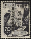 Stamps Peru -  Cóndor. Carretera y Ferrocarril Central. Cañón del Infiernillo a 3.300 mts altura. Sobreimpreso, sob