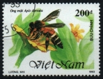 Sellos de Asia - Vietnam -  serie- Abejas