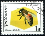 Stamps : Asia : Vietnam :  serie- Abejas y avispas