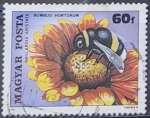 Stamps Hungary -  Flor y abeja
