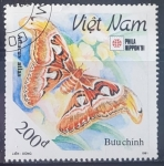 Sellos de Asia - Vietnam -  Mariposas - Attacus atlas