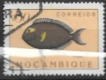 Sellos de Africa - Mozambique -  peces