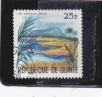 Stamps Guinea -  paisaje- lago artificial Coyah