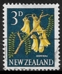 Stamps Oceania - New Zealand -  Flores - Kowhai