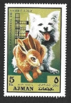 Stamps : Asia : United_Arab_Emirates :  YtPA112 - Perro y Conejo