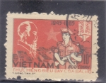 Sellos de Asia - Vietnam -  Perfil de Ho Chi Minh y policía