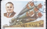 Stamps Asia - Vietnam -  Transporte de cohetes