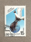 Stamps Russia -  Ave atrapada en despedicios industriales