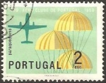 Sellos de Europa - Portugal -  50 anivº del club aereo de portugal (paracaidismo)