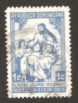 Stamps : America : Dominican_Republic :  proteccion a la infancia