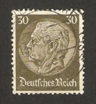 Stamps Germany -  mariscal hindenburg