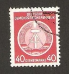 Stamps Germany -  12 - blasón de R.D.A.