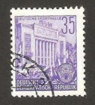 Stamps Germany -  129 - Palacio de deportes de Berlín
